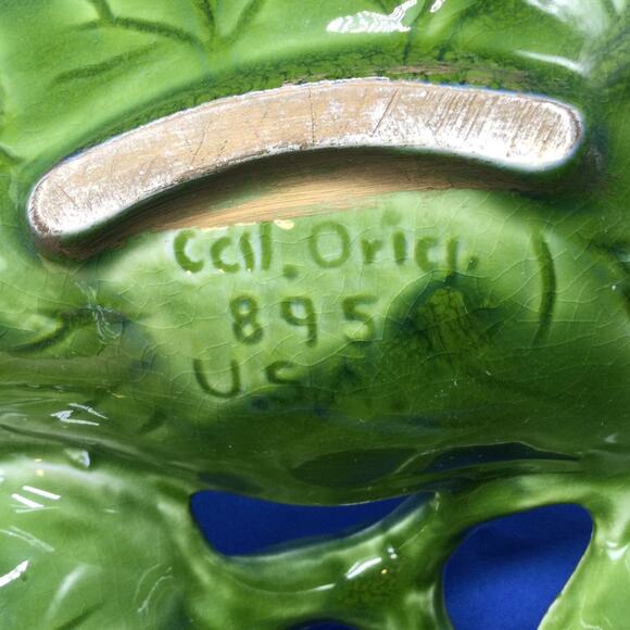 Cal Orig 895 Ceramic Divided Leaf Serving Dish Made in USA - Picture 5 of 7